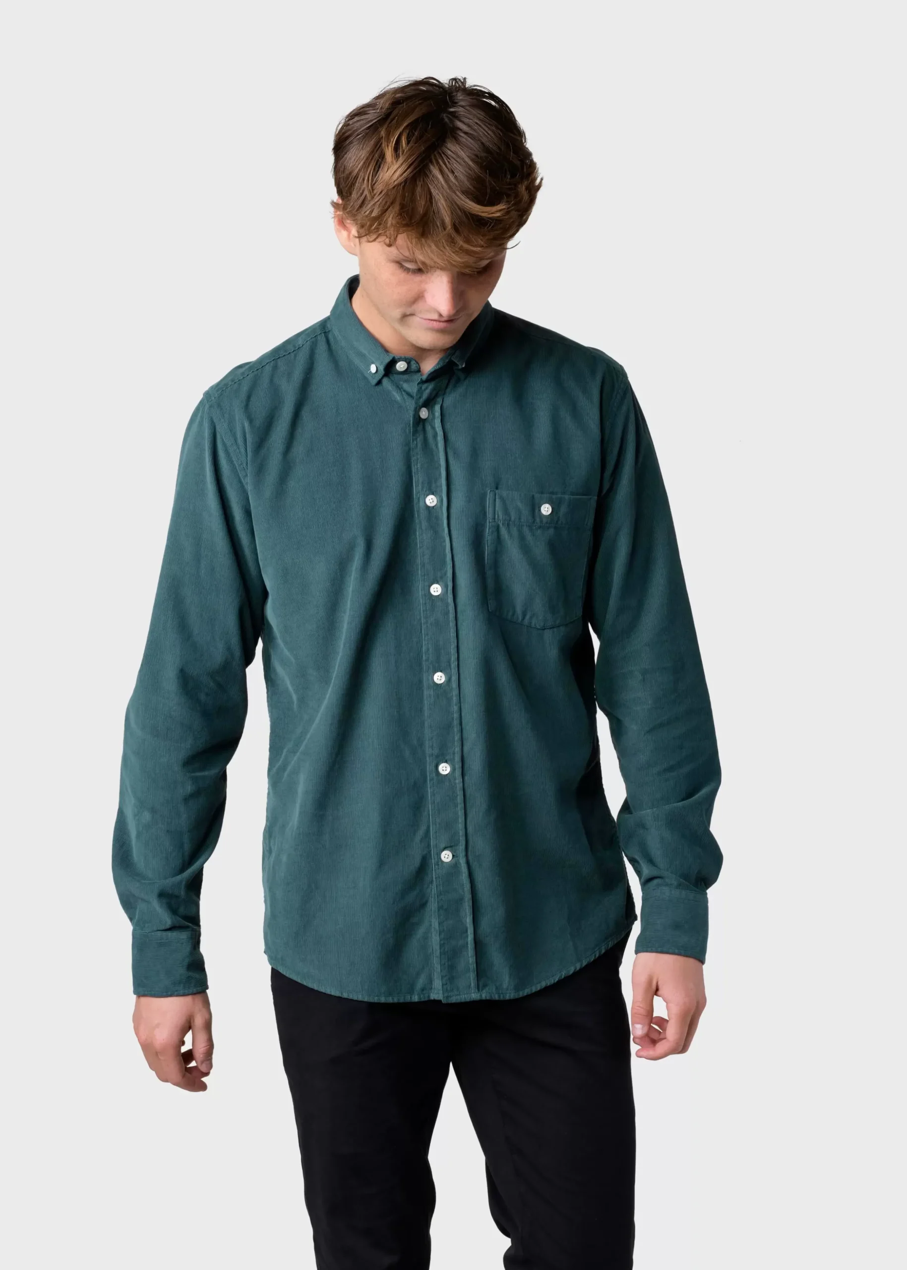 Klitmoller Collective Hemden-Benjamin corduroy shirt - Moss Green Olive