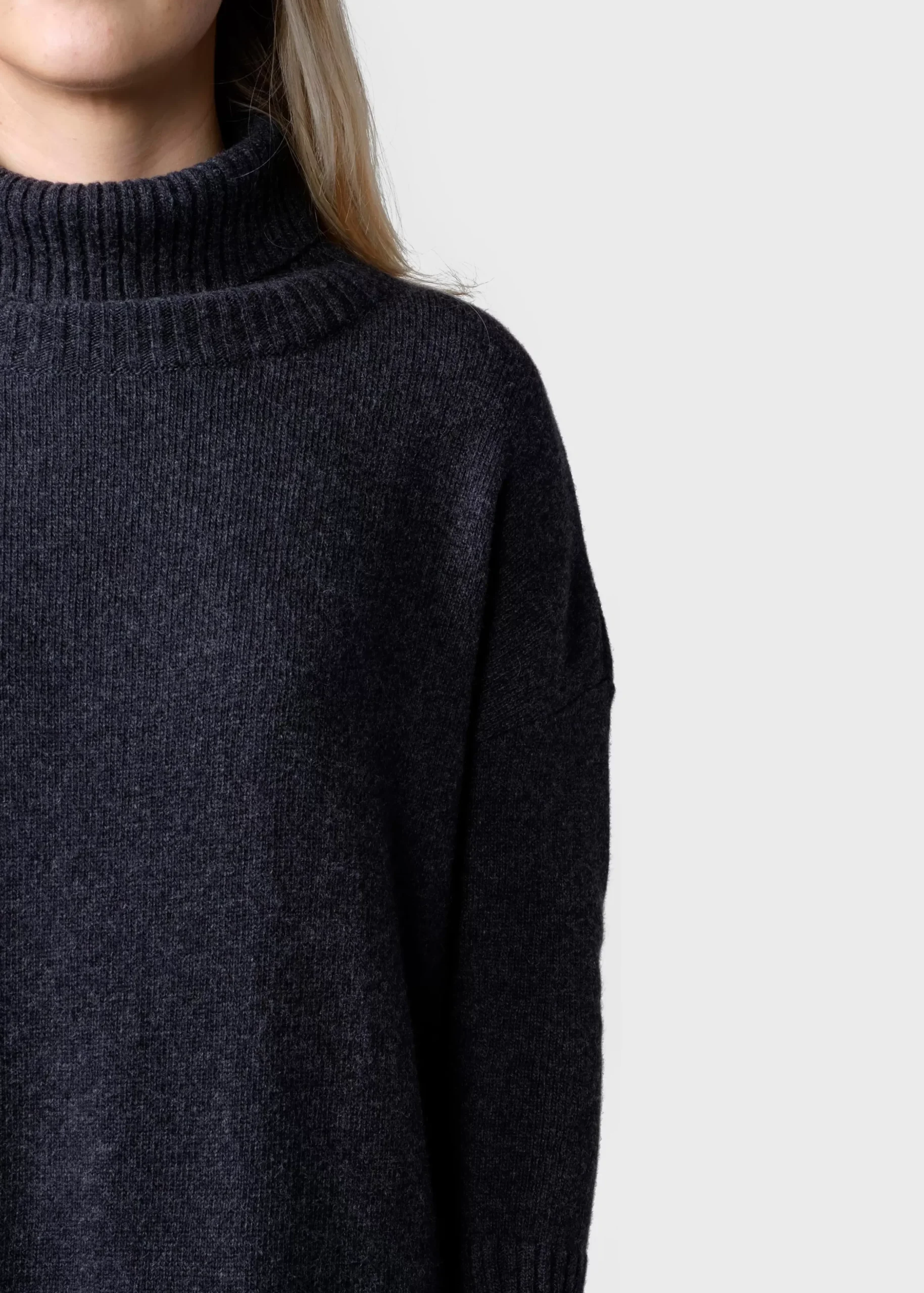Klitmoller Collective Strick-Gro knit dress - Anthracite Black