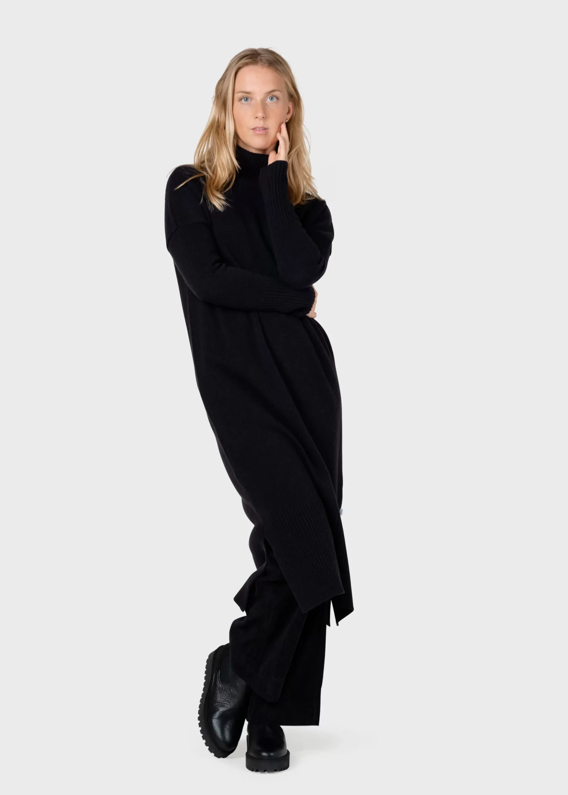 Klitmoller Collective Gebürstete Merinowolle-Gro knit dress - Black