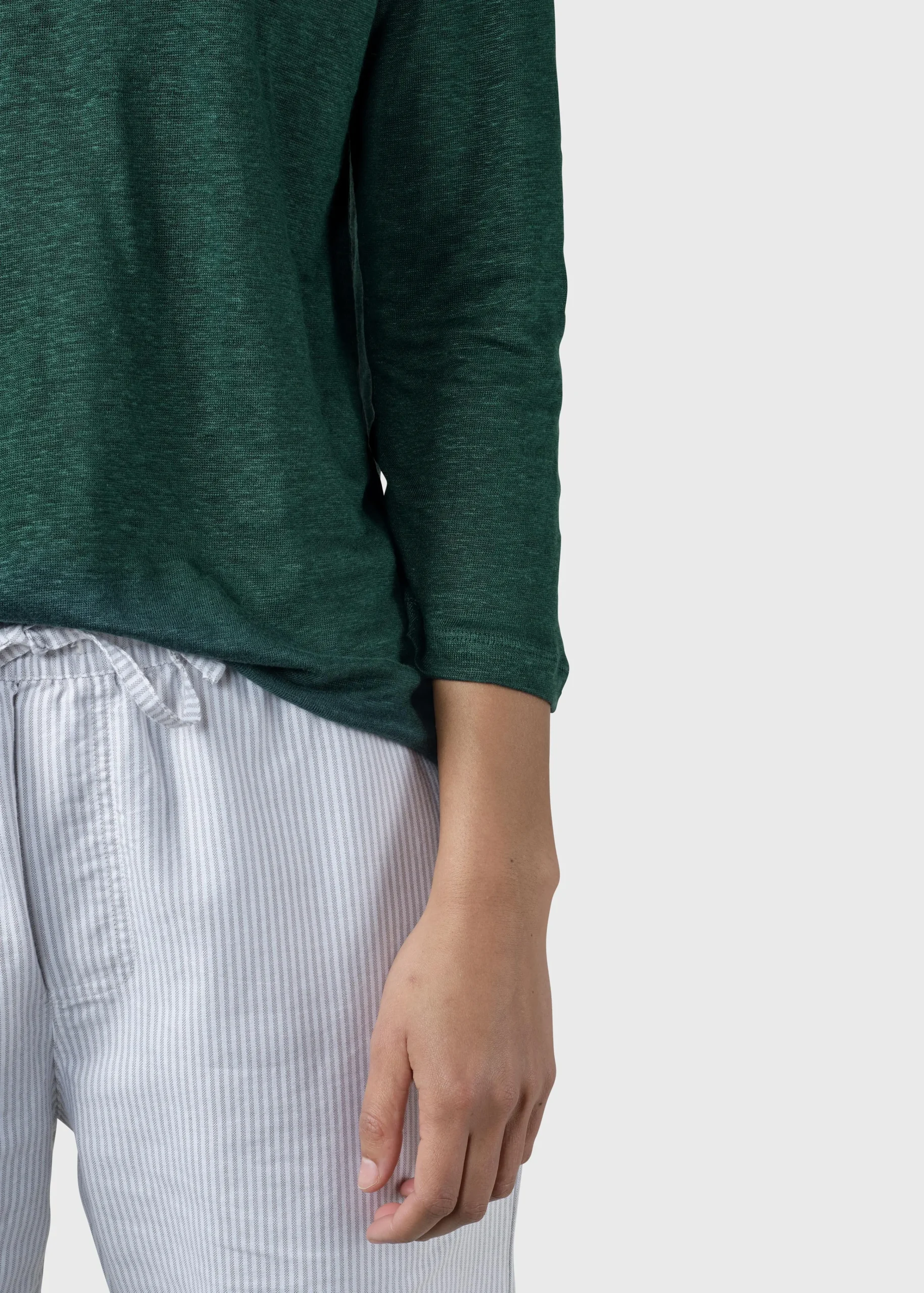 Klitmoller Collective T-shirts-Gudrun LS tee - Moss Green Navy