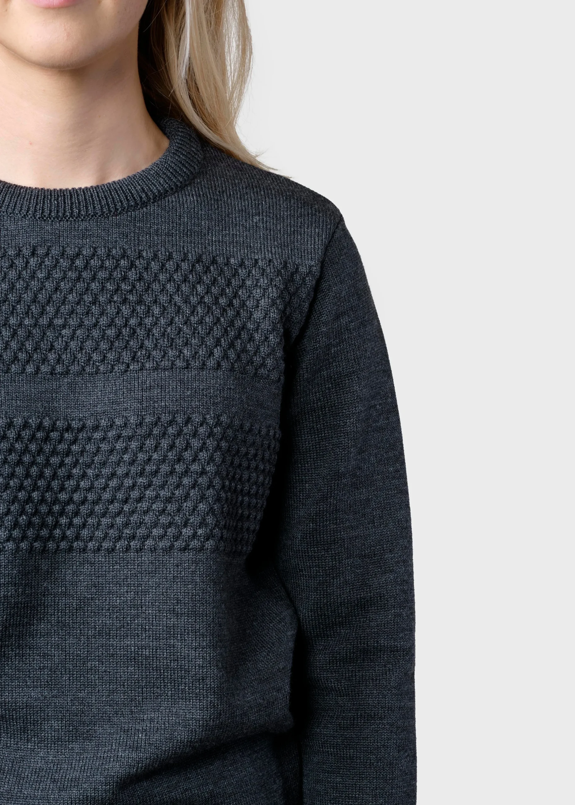 Klitmoller Collective Strick-Johanne knit - Anthracite Coffee