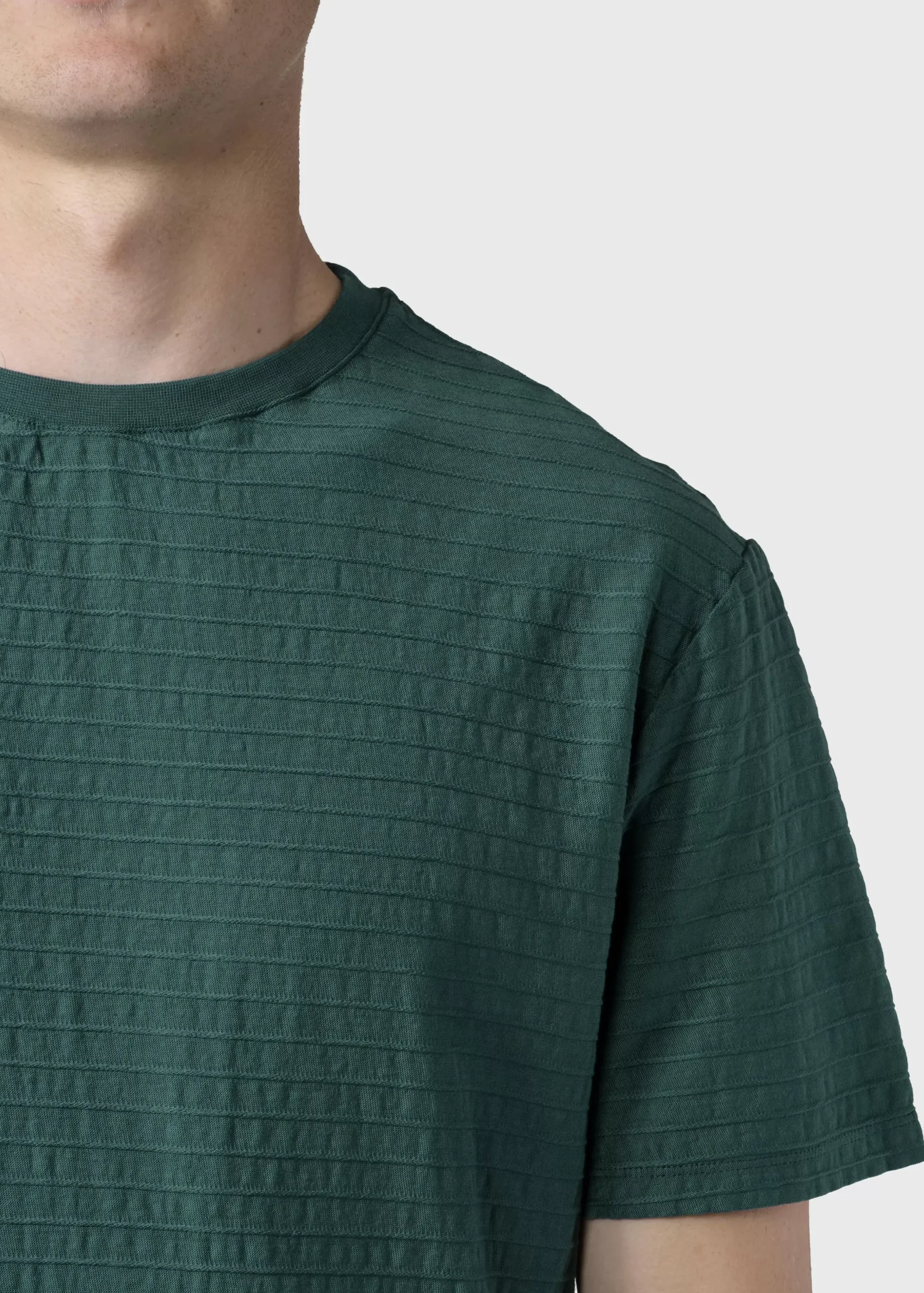 Klitmoller Collective T-shirts-Lauge tee - Moss Green Clayred