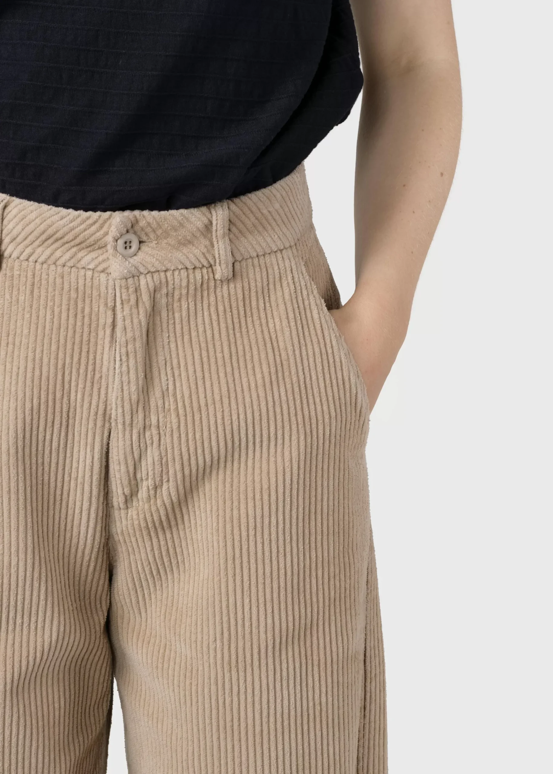 Klitmoller Collective Hosen-Lydia jumbo corduroy pant - Sand