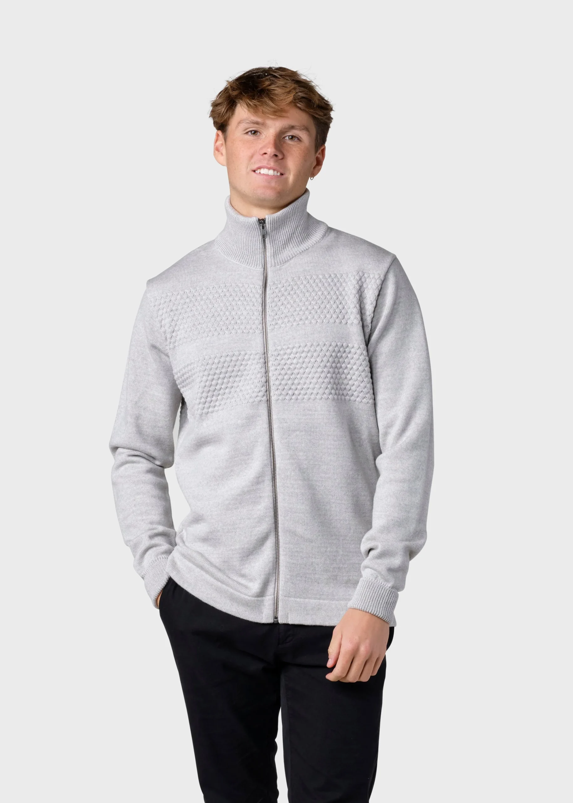 Klitmoller Collective Strick-Marinus knit cardigan - Pastel grey Black