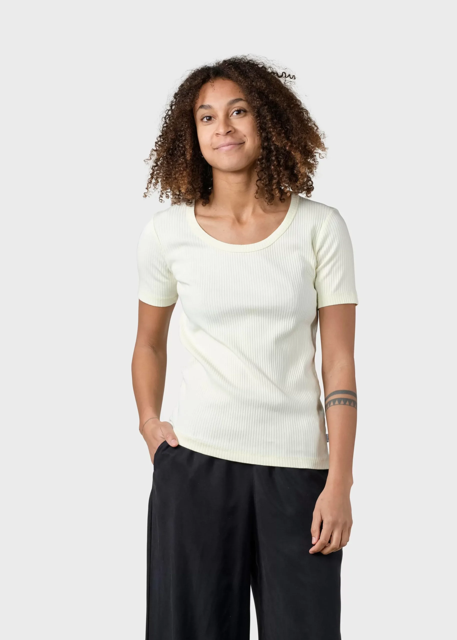 Klitmoller Collective T-shirts-Rib tee - Lemon sorbet Cream/skyblue