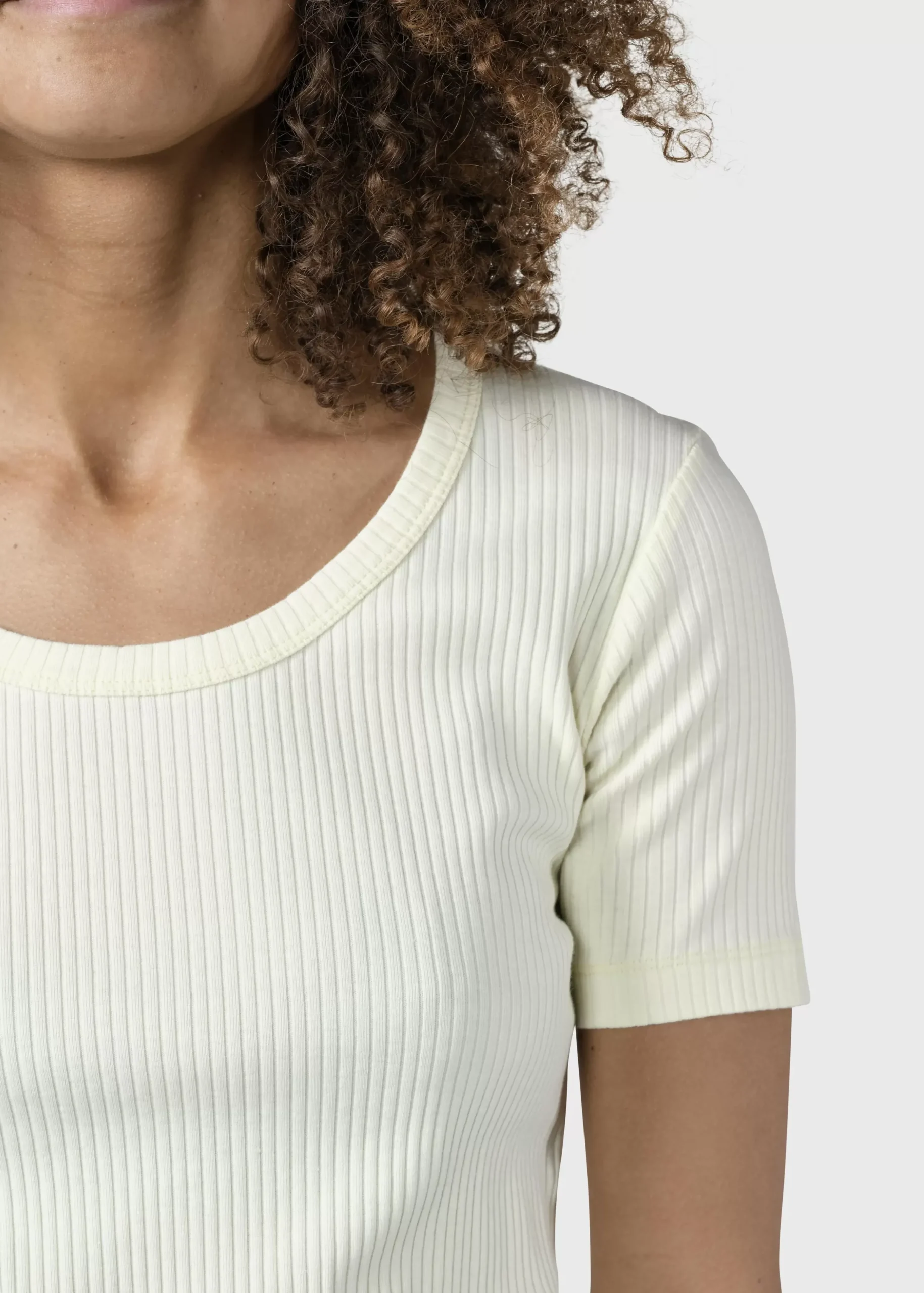 Klitmoller Collective T-shirts-Rib tee - Lemon sorbet Cream/skyblue