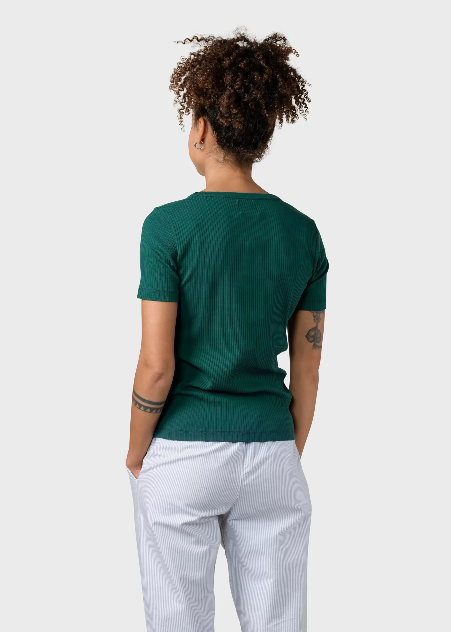 Klitmoller Collective T-shirts-Rib tee - Moss Green Cream/skyblue