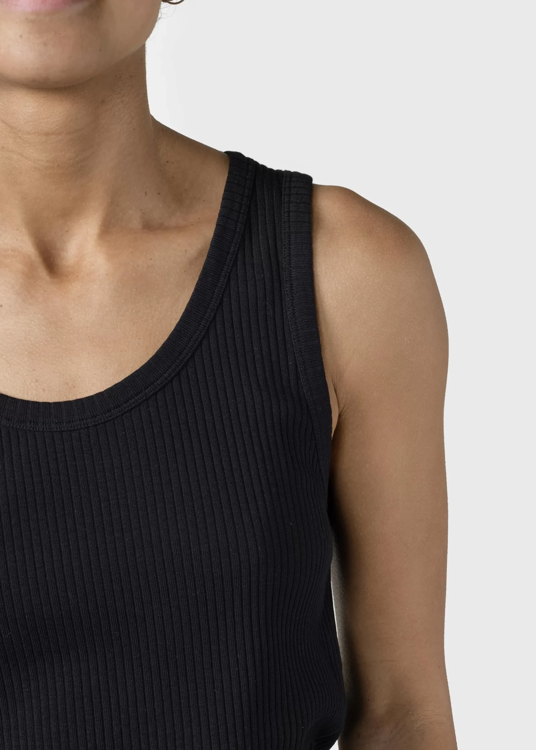 Klitmoller Collective T-shirts-Rib top - Black Lilac