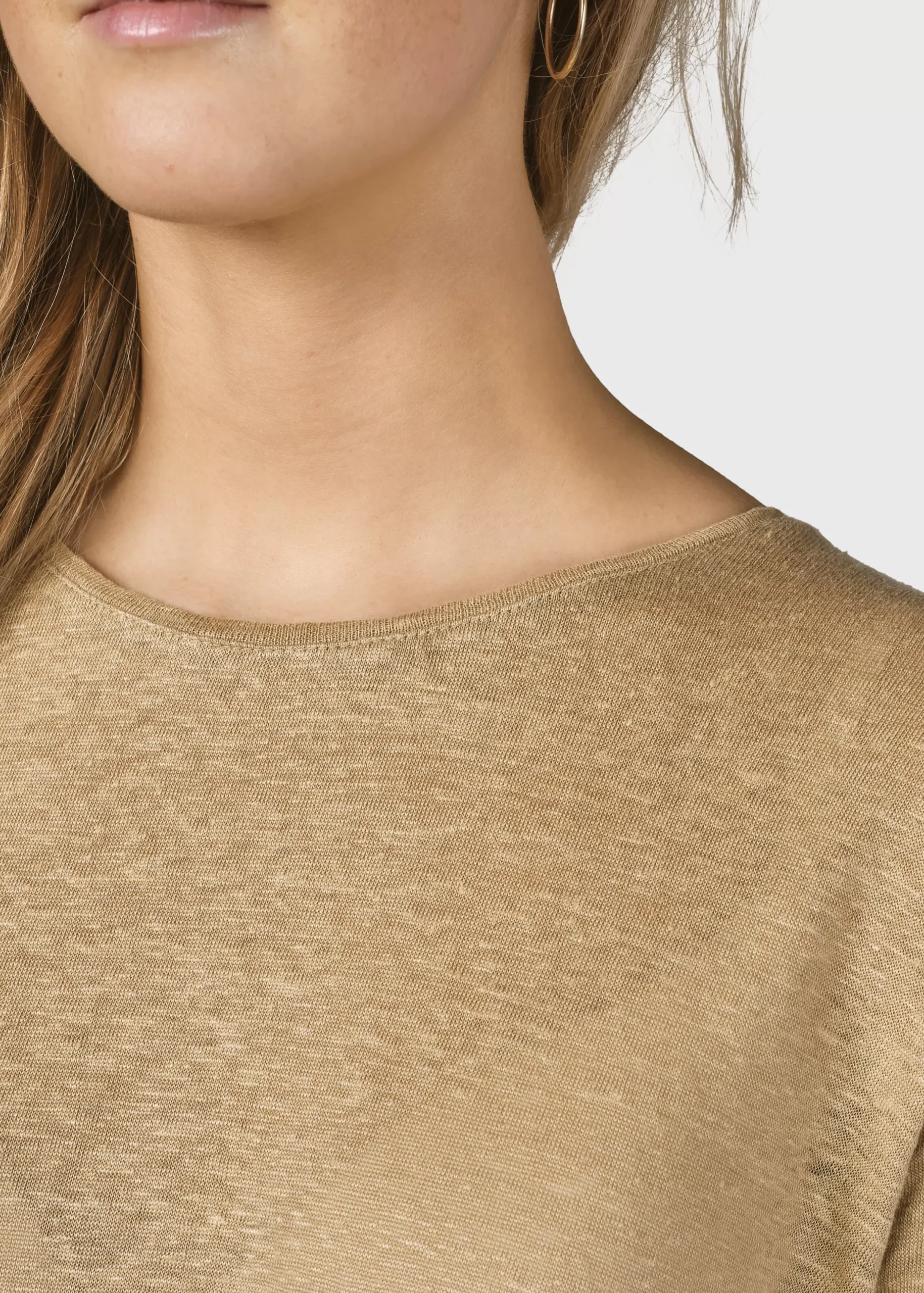Klitmoller Collective T-shirts-Rikke linen tee - Sand Ocean