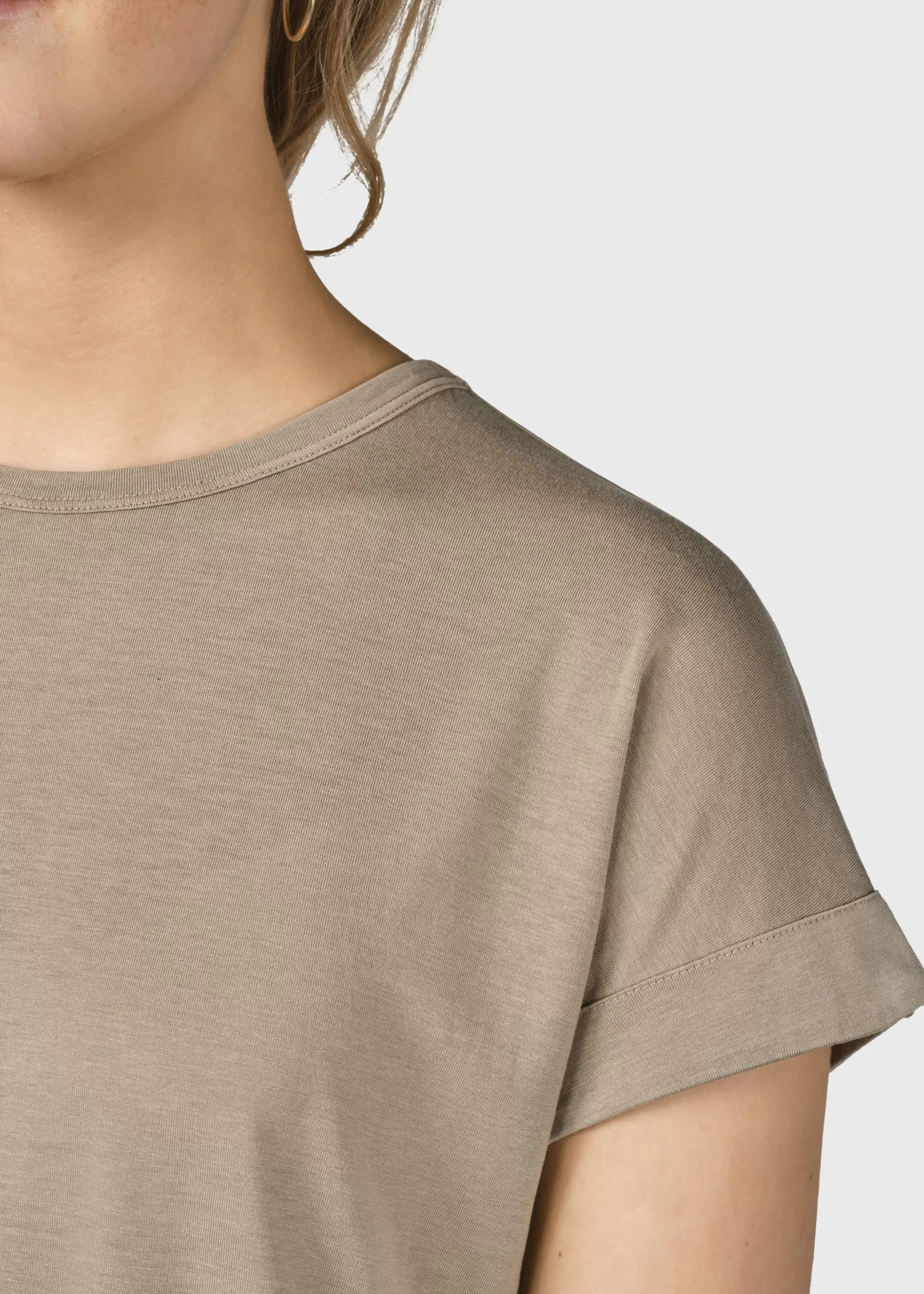 Klitmoller Collective T-shirts-Sigrid tee - Sand Ocean