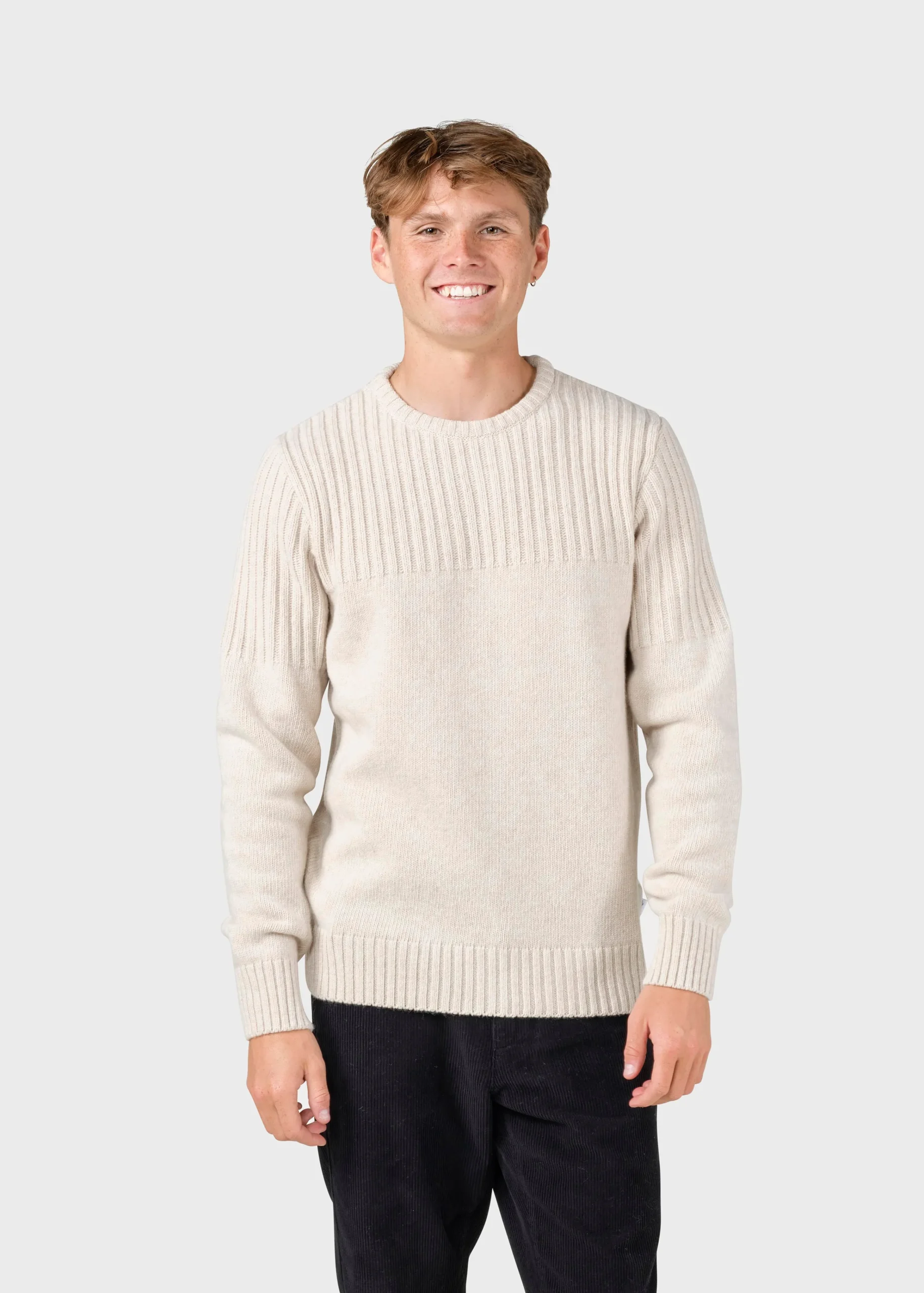 Klitmoller Collective Strick-Søren knit - Pastel sand Anthracite
